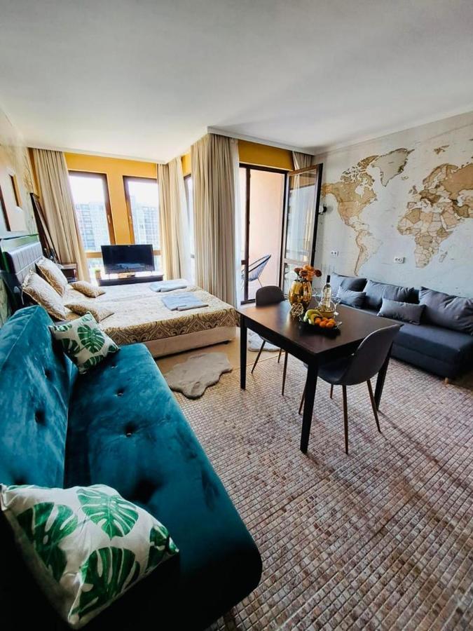 Private Apartament Vip In Royal Beach Slăntjev Brjag Exteriör bild